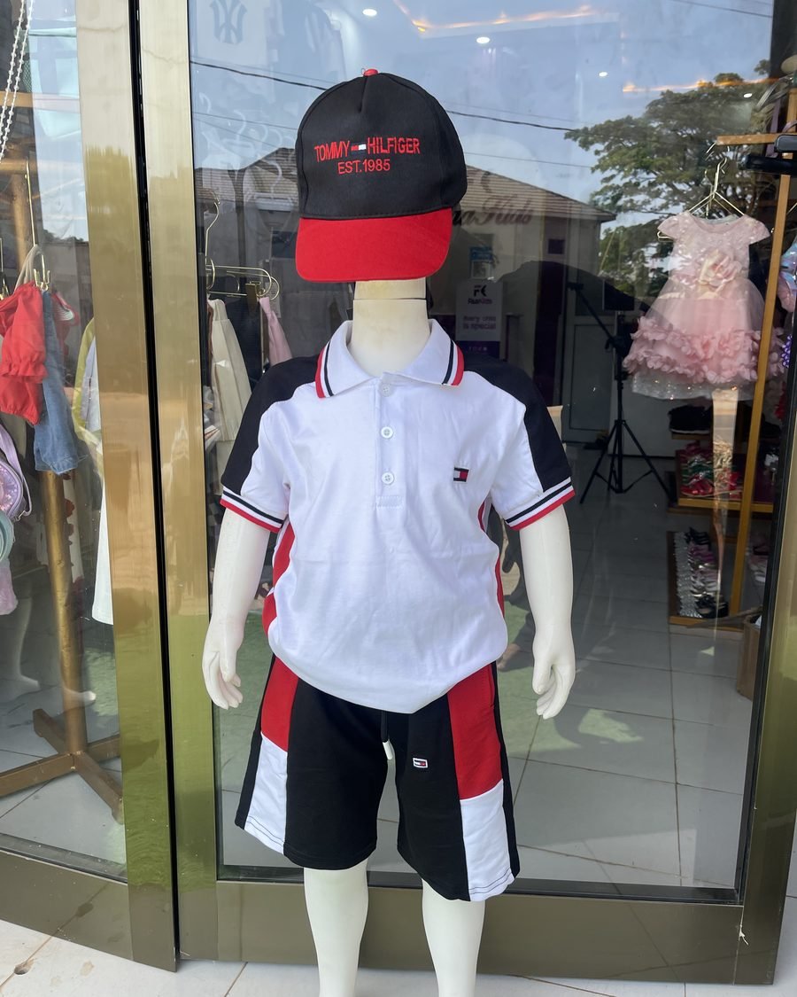 Boys' Colour-Block Polo & Shorts Set — White & Navy