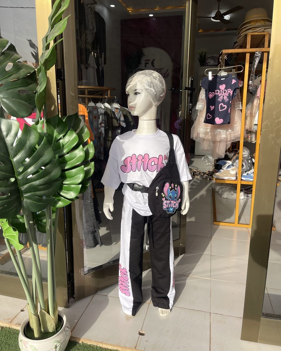 Girls' Graphic Two-Piece Set — Black